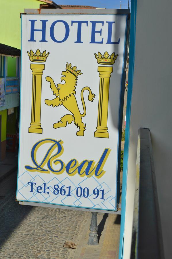 Hotel Real Guatapé מראה חיצוני תמונה